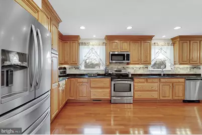 204 Oakmanor Way, Walkersville, MD 21793 - Photo 4