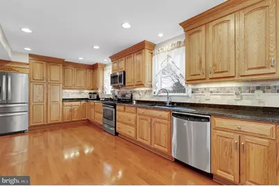 204 Oakmanor Way, Walkersville, MD 21793 - Photo 6