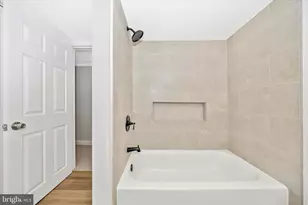 29 Winchester St, Frederick, MD 21701 - Photo 32