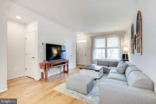 410 Pemberton Park Ln, Frederick, MD 21703 - Photo 8