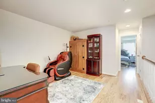 410 Pemberton Park Ln, Frederick, MD 21703 - Photo 4