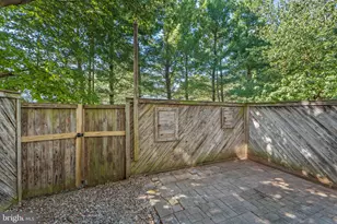 1330 Hampshire Dr, Frederick, MD 21702 - Photo 8