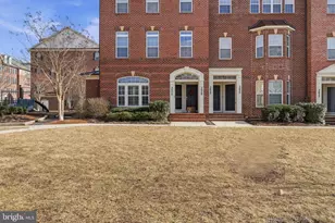 3624 Spring Hollow Ln, Frederick, MD 21704 - Photo 2