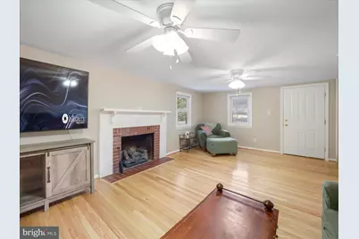 17224 Sabillasville Road, Sabillasville, MD 21780 - Photo 16