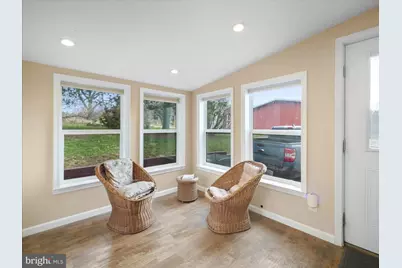 17224 Sabillasville Road, Sabillasville, MD 21780 - Photo 12