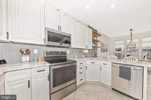 2205 Garden Ln, Frederick, MD 21701 - Photo 12