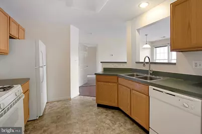 502 Bradley Court #5D, Frederick, MD 21703 - Photo 8