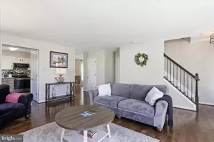 9049 Allington Manor Cir W, Frederick, MD 21703 - Photo 4