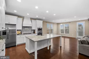 8422 Cliffview Ln, Frederick, MD 21704 - Photo 6