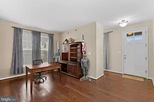 8422 Cliffview Ln, Frederick, MD 21704 - Photo 10