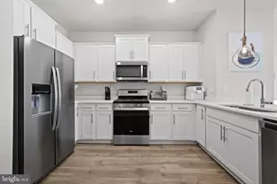 560 Banquet Ln, Frederick, MD 21701 - Photo 10