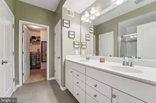 1211 Pennington Dr, Brunswick, MD 21716 - Photo 18