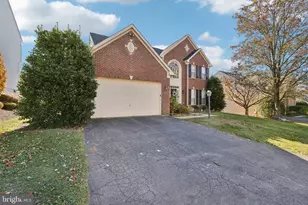 6369 Claridge Dr N, Frederick, MD 21701 - Photo 2