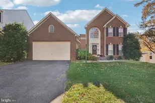 6369 Claridge Dr N, Frederick, MD 21701 - Photo 1