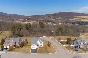 1006 Hunters Knolls, Myersville, MD 21773 - Photo 2