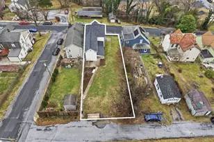 319 E A St, Brunswick, MD 21716 - Photo 24