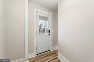 319 E A St, Brunswick, MD 21716 - Photo 6