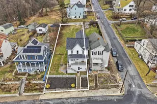 319 E A St, Brunswick, MD 21716 - Photo 22