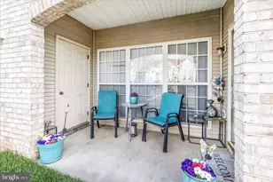 2501 Catoctin Ct, Frederick, MD 21702 - Photo 2