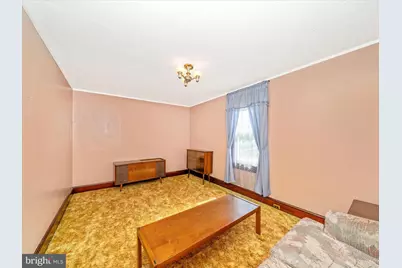 7 W B Street, Brunswick, MD 21716 - Photo 14