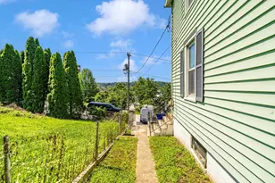 7 W B St, Brunswick, MD 21716 - Photo 6