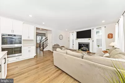 1007 Shenandoah View Parkway, Brunswick, MD 21716 - Photo 6