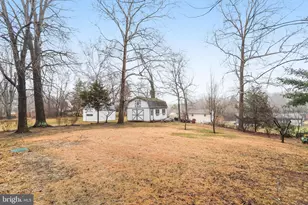 2299 Persimmon Dr, Ijamsville, MD 21754 - Photo 14