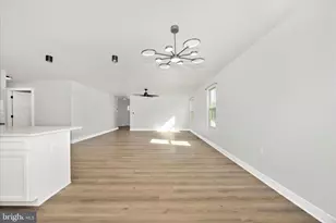 368 Crown Pt Dr, Frederick, MD 21702 - Photo 12