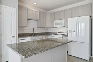 5126 McLauren Ln, Frederick, MD 21703 - Photo 6