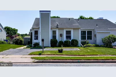 816 Chadwick Circle, Frederick, MD 21701 - Photo 2