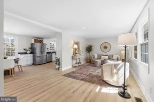 5817 Western View Pl, Mount Airy, MD 21771 - Photo 2