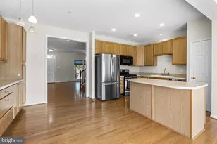 6647 McGrath Pl, Frederick, MD 21703 - Photo 8