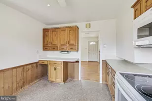 1208 Pinewood Dr, Frederick, MD 21701 - Photo 4