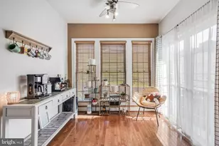 6374 Meandering Woods Ct, Frederick, MD 21701 - Photo 8