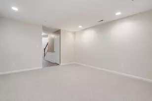6374 Meandering Woods Ct, Frederick, MD 21701 - Photo 4