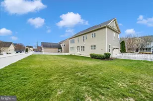 1318 Volunteer Dr, Brunswick, MD 21716 - Photo 4