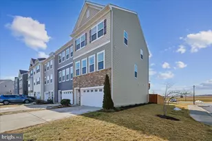 6501 Britannic Pl, Frederick, MD 21703 - Photo 4