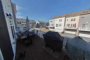 5652 Tallyn Hunt Pl, Frederick, MD 21704 - Photo 6