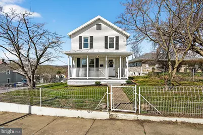 801 N Maple Avenue, Brunswick, MD 21716 - Photo 2