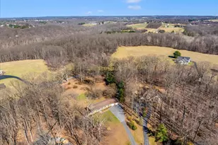 10523 Rolling Green Ct, Clarksburg, MD 20871 - Photo 48