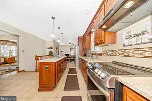 10523 Rolling Green Ct, Clarksburg, MD 20871 - Photo 20