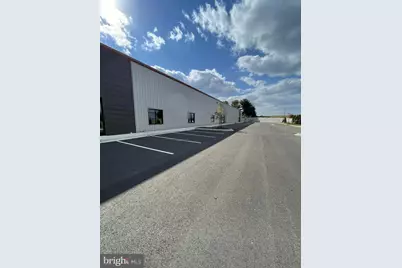 331 Aviation Way #UNIT 6, Frederick, MD 21701 - Photo 4