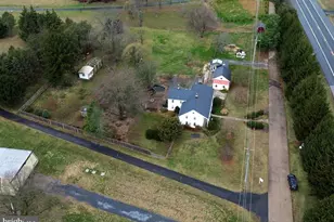 15539 Liberty Rd, Mount Airy, MD 21771 - Photo 4