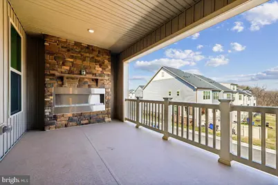 10206 Lake Linganore Boulevard, New Market, MD 21774 - Photo 4