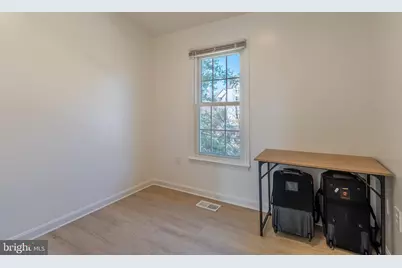 92 Victoria Square, Frederick, MD 21702 - Photo 18