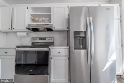 92 Victoria Square, Frederick, MD 21702 - Photo 6