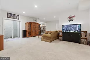 6606 Corbel Wy, Frederick, MD 21703 - Photo 40