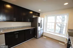 8006 Harbor Pl, Frederick, MD 21701 - Photo 4