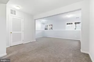 6120 Newport Terrace, Frederick, MD 21701 - Photo 10