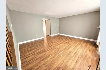 104 S Oak Cliff Court S, Mount Airy, MD 21771 - Photo 2